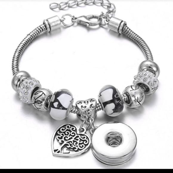 Haia Jewelry - Charm Bracelet